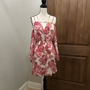 Old Navy Cold Shoulder Cut-Out Floral Smocked Mini Dress NWT